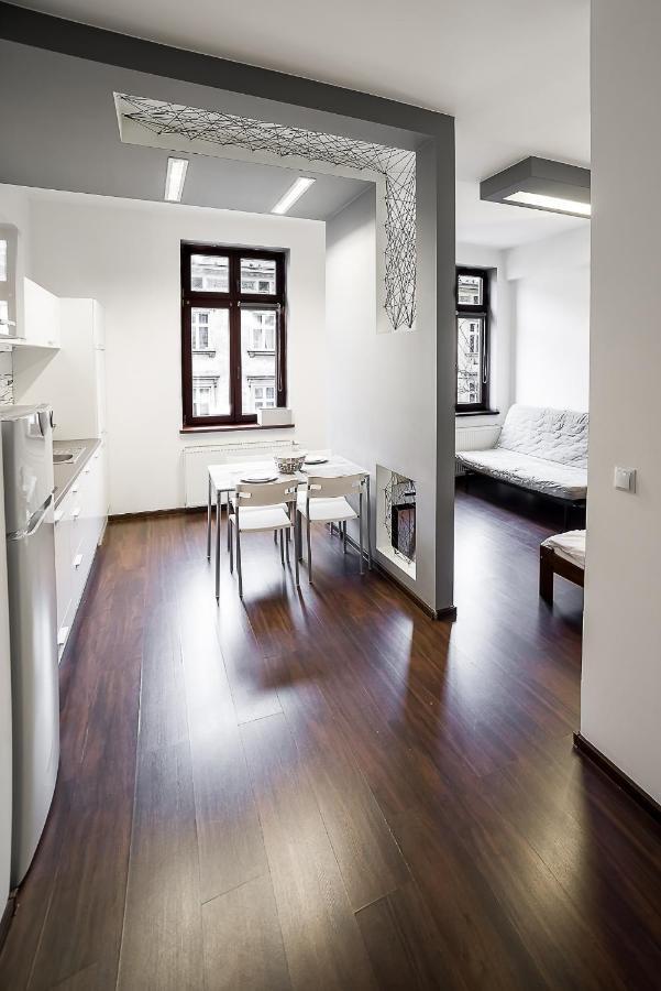 Lost In Krakow Mostowa Apartment ภายนอก รูปภาพ