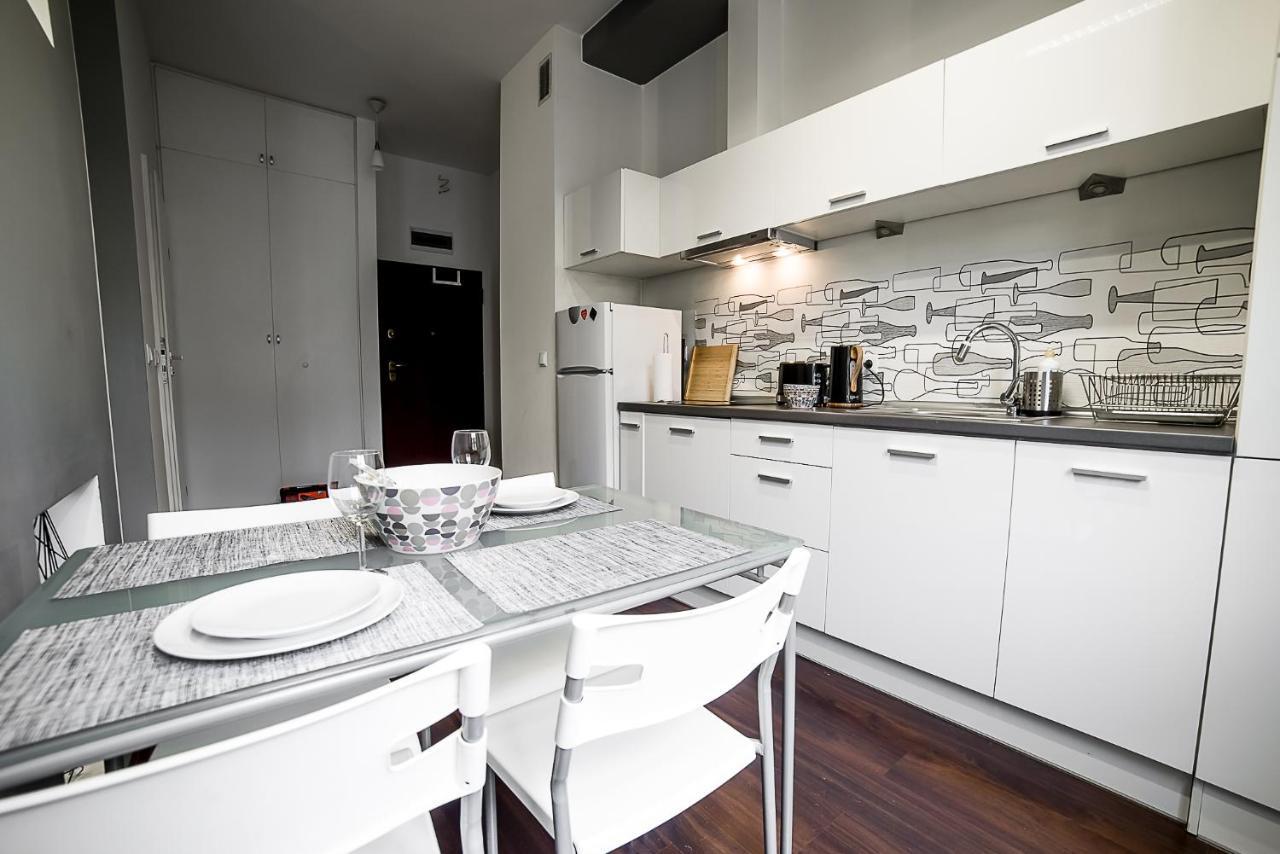 Lost In Krakow Mostowa Apartment ภายนอก รูปภาพ